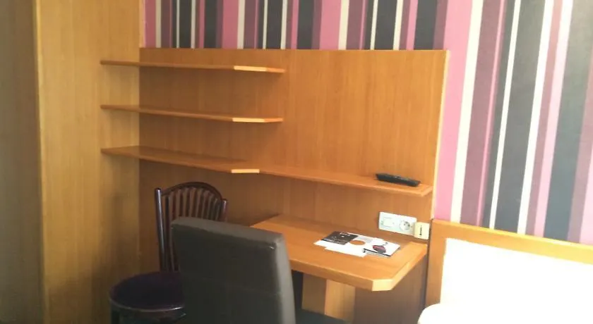 Hotel Marena Paris